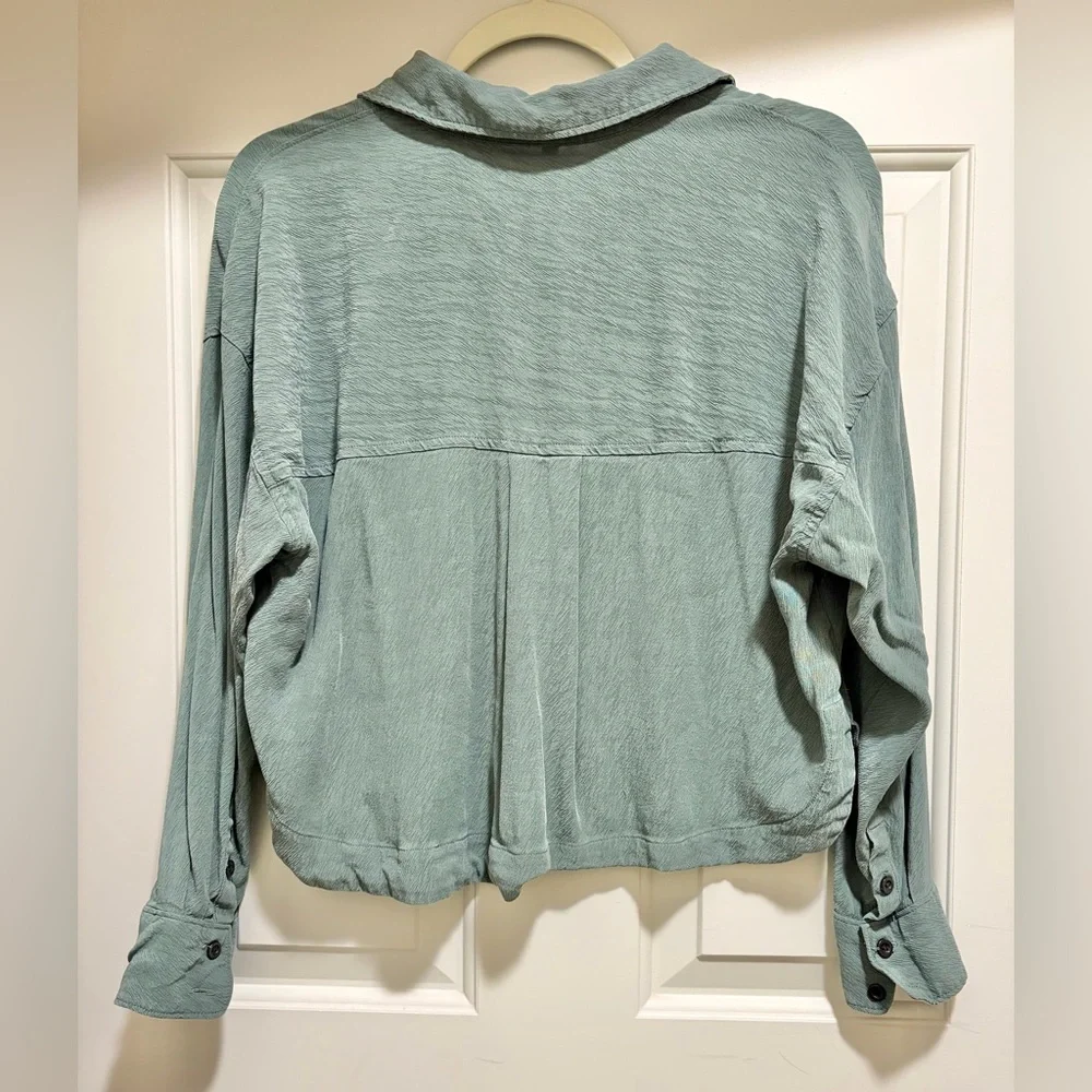Madewell Sage Button-Down Shirt - Picture 2 of 5